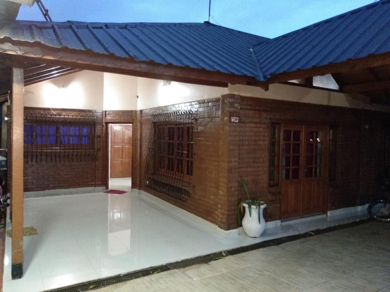 Lo de Chawi Villa Puerto Iguazú Exterior foto